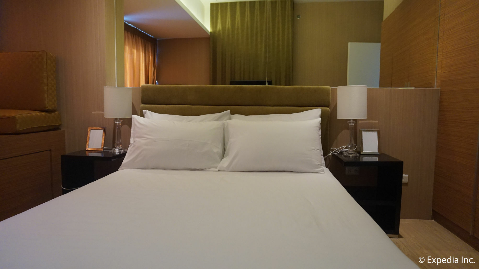 Shang Luxury Suites Mandaluyong Exterior foto