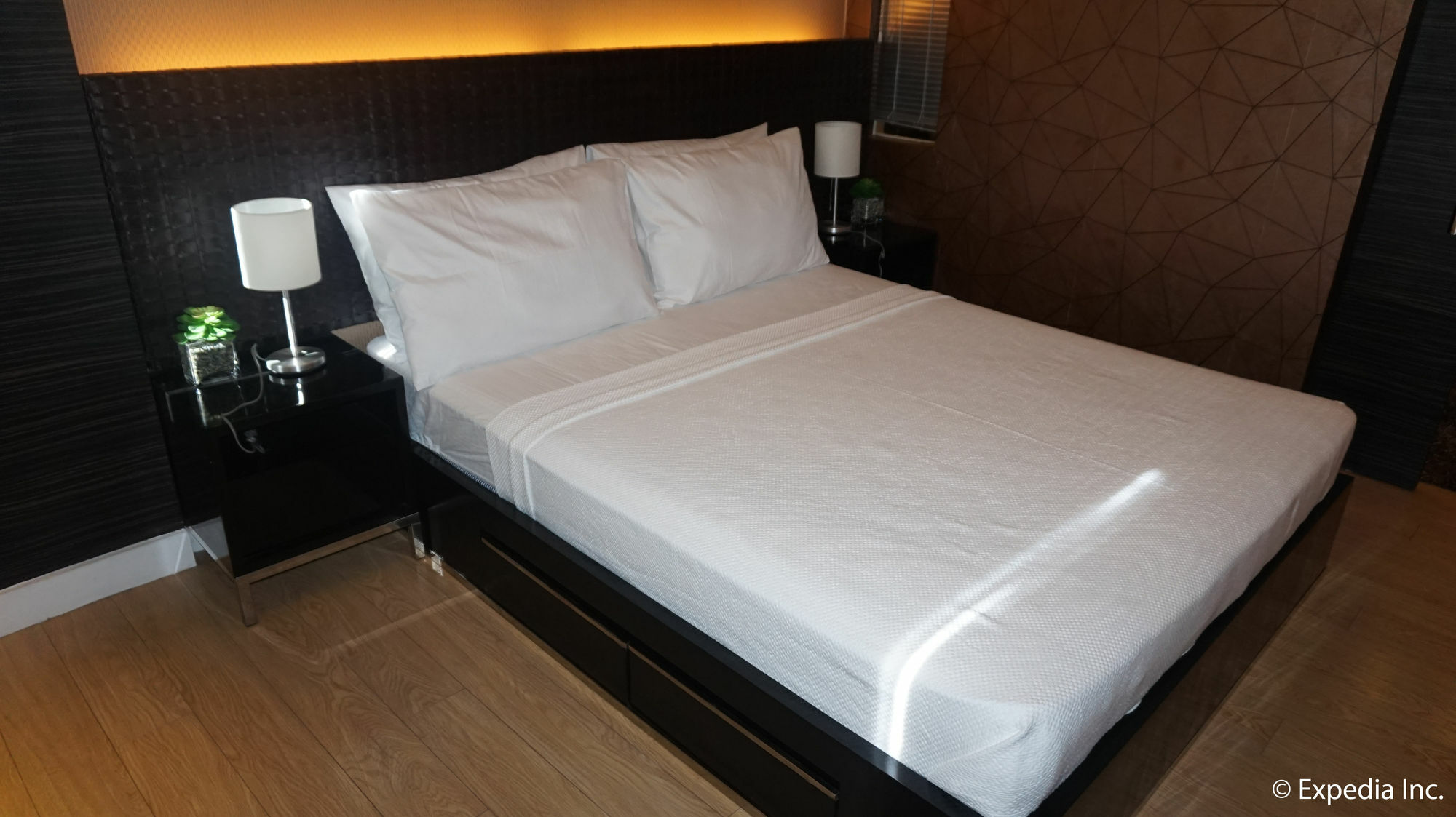 Shang Luxury Suites Mandaluyong Exterior foto