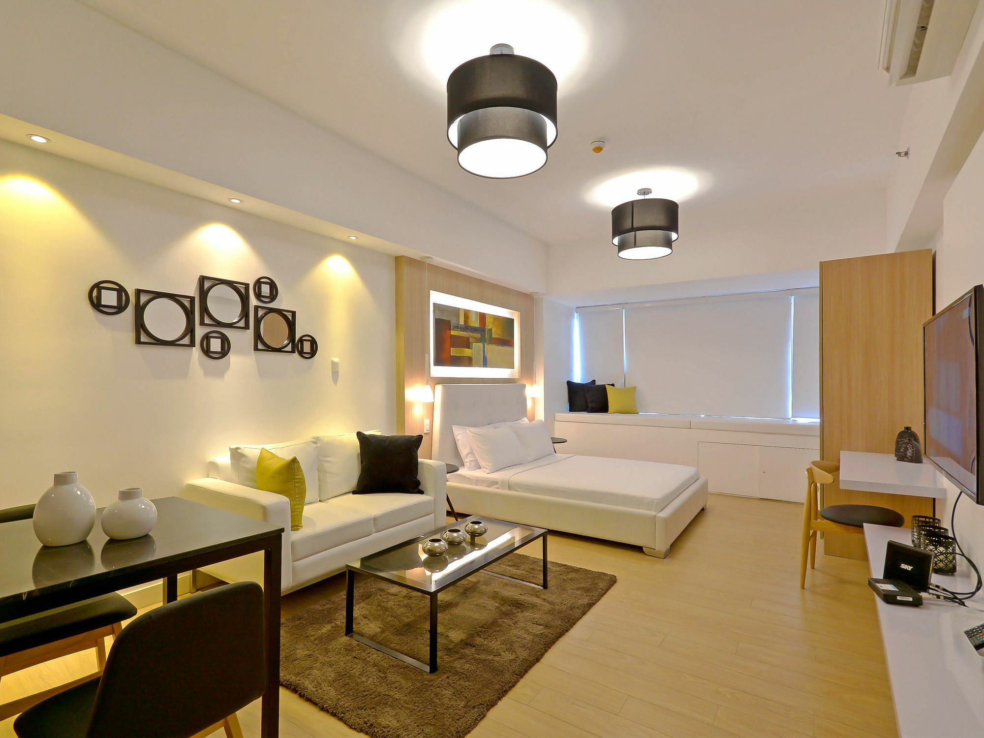 Shang Luxury Suites Mandaluyong Exterior foto