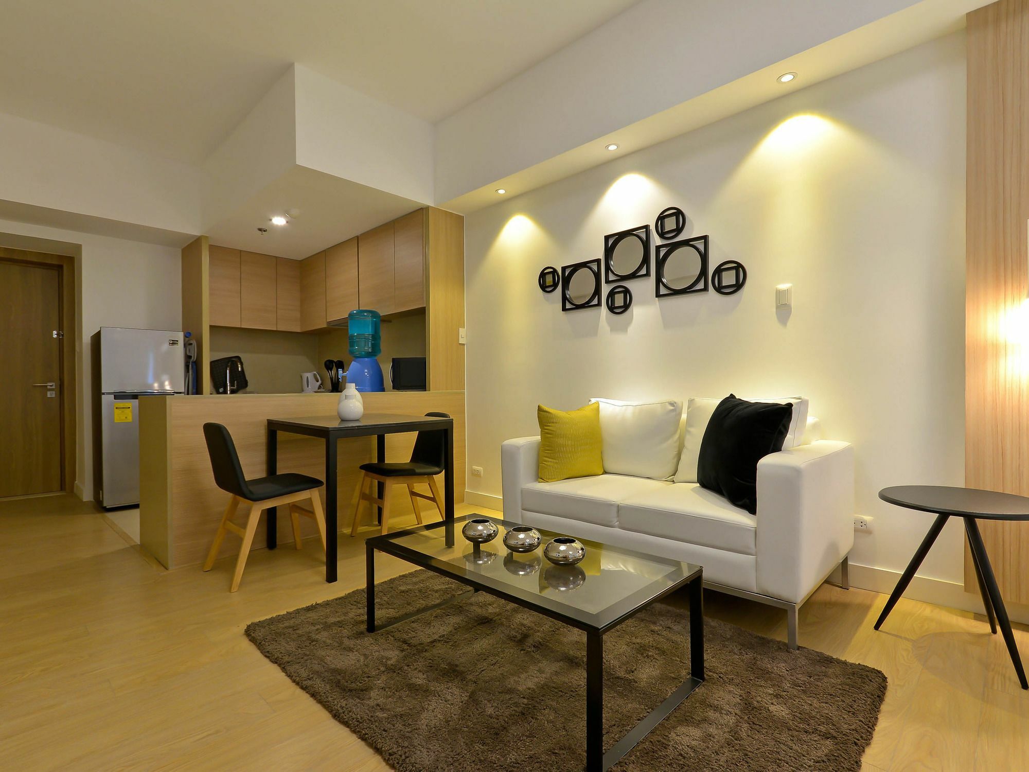 Shang Luxury Suites Mandaluyong Exterior foto